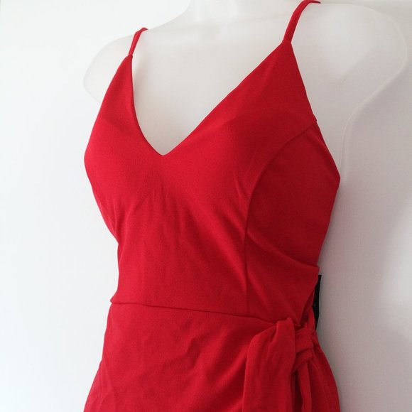 Lady in Red Little Trixxi Dress - Picture 2 of 6